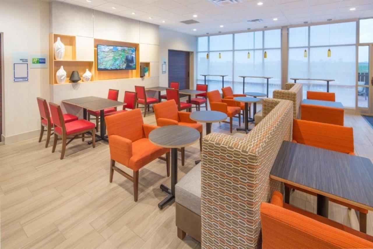Holiday Inn Express & Suites - Indianapolis Nw - Zionsville By Ihg Whitestown Buitenkant foto